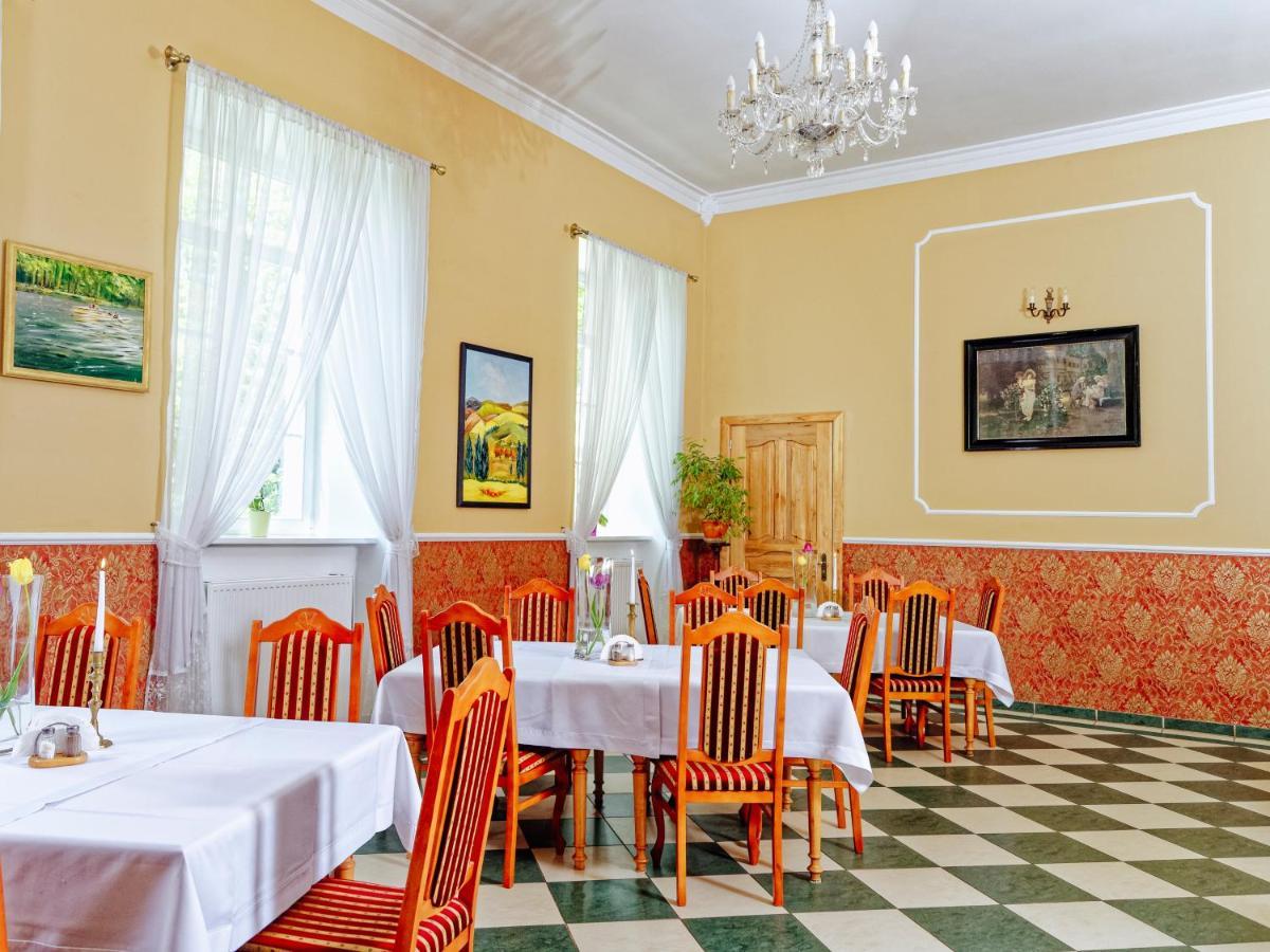 Palac Pensjonat Ptaszynka Gryfice Extérieur photo