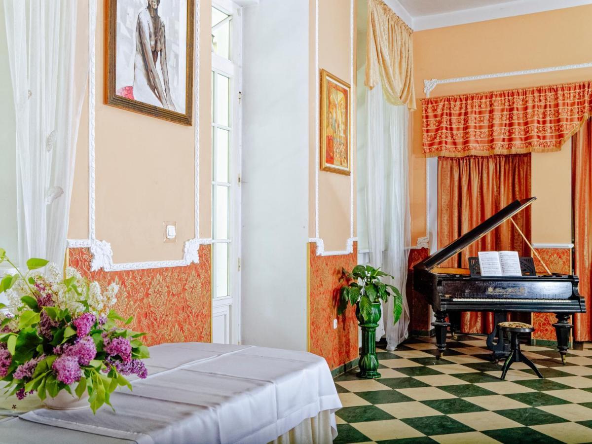 Palac Pensjonat Ptaszynka Gryfice Extérieur photo