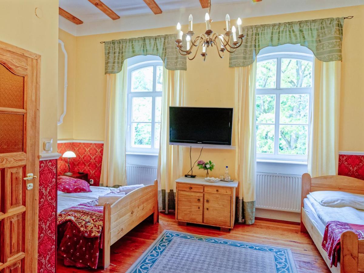 Palac Pensjonat Ptaszynka Gryfice Extérieur photo