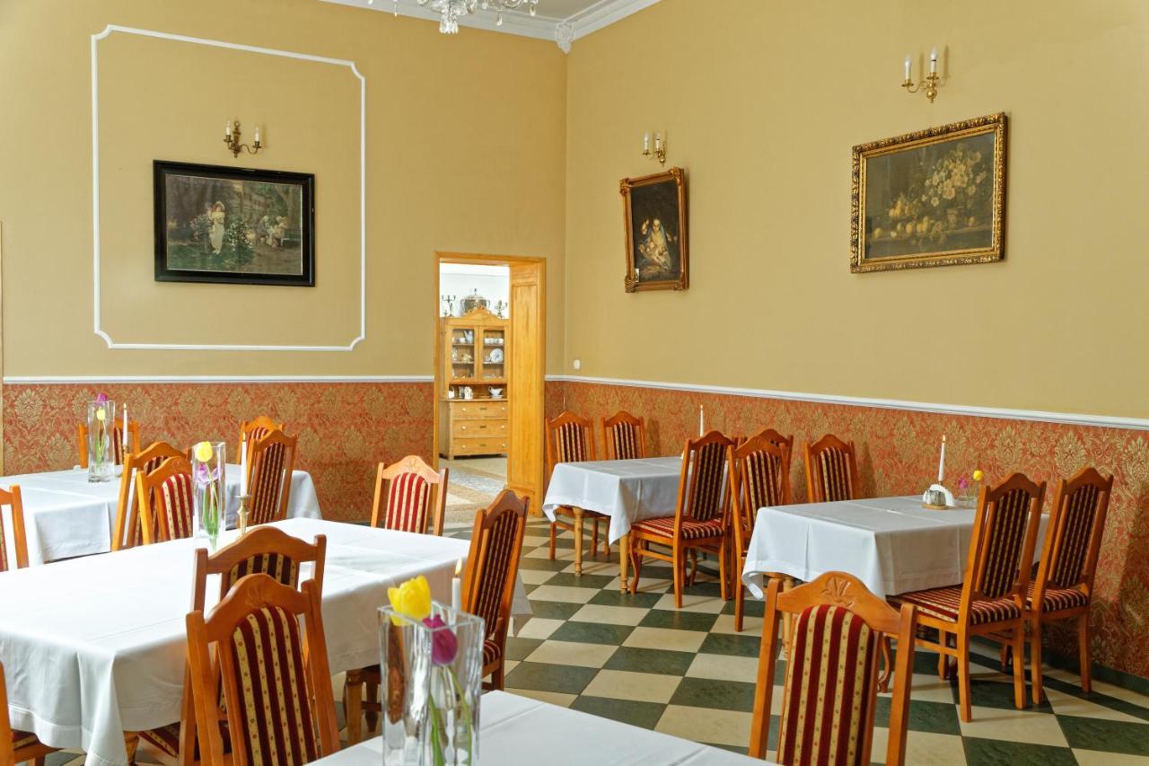 Palac Pensjonat Ptaszynka Gryfice Extérieur photo